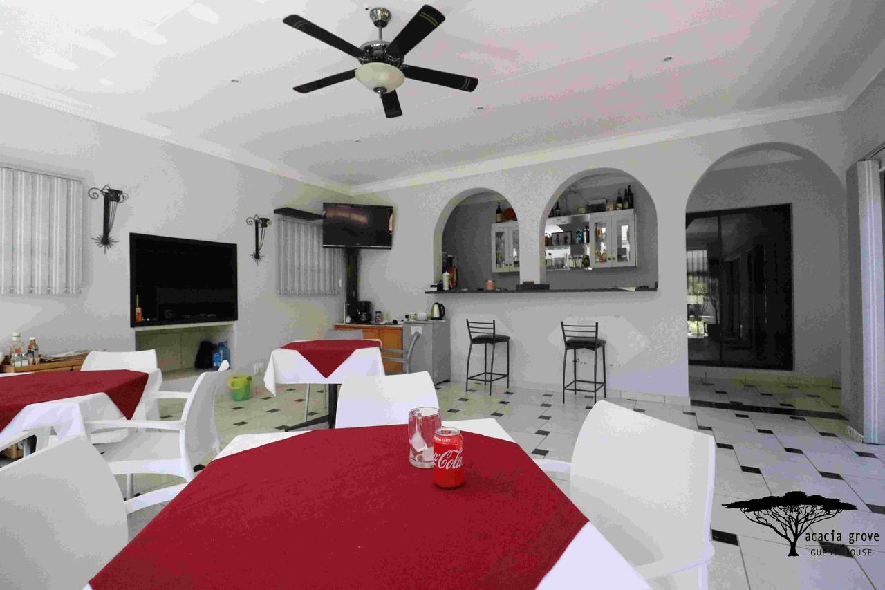 Acacia Grove Guest House Joanesburgo Exterior foto